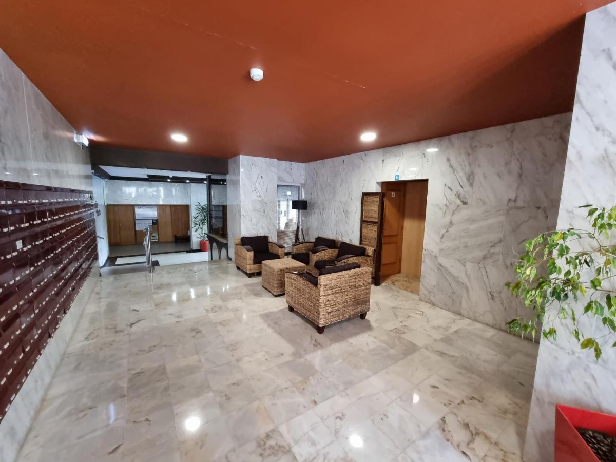 Apartamento Encantador Na Praia Da Rocha Portimão Exteriör bild